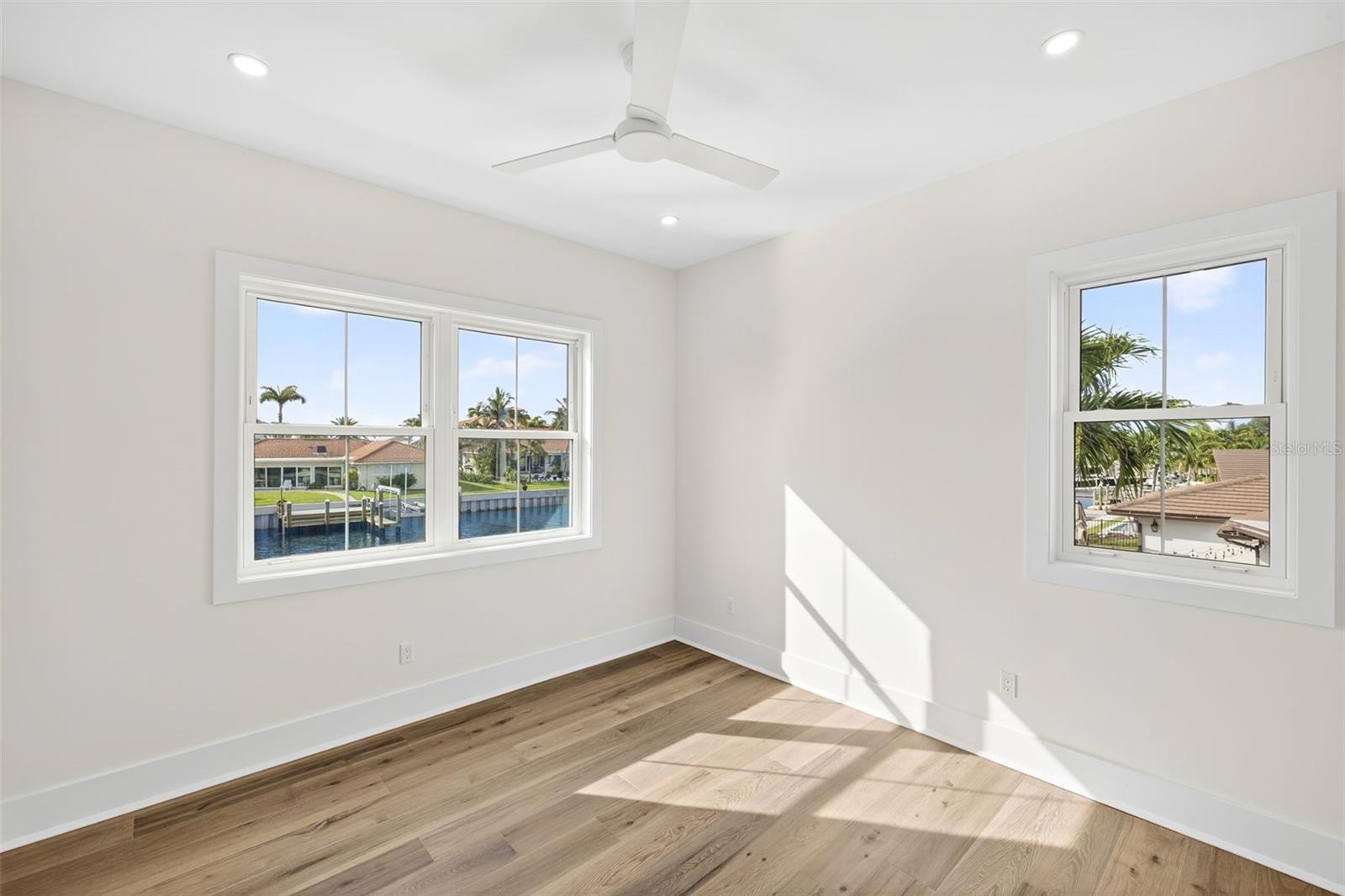 VENETIAN ISLES - Residential