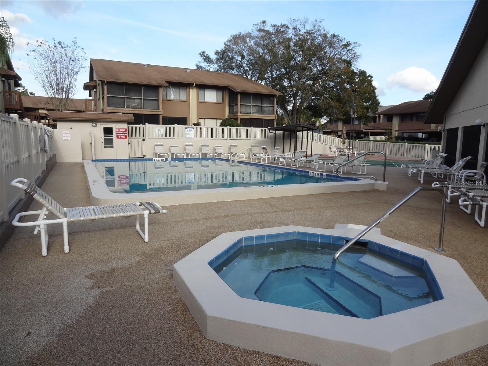 BEACON WOODS WEDGEWOOD CONDO - Residential