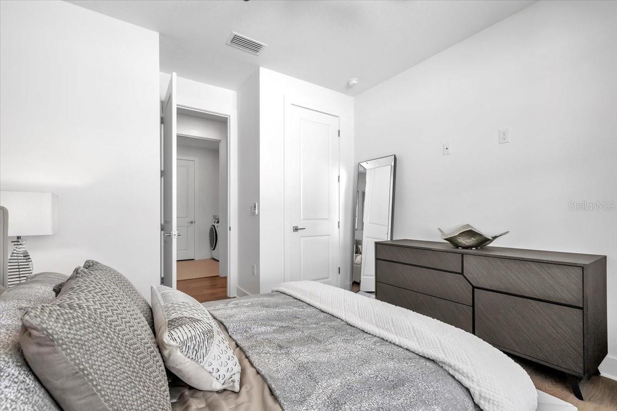 SOLSTICE PH 2 - Residential Lease