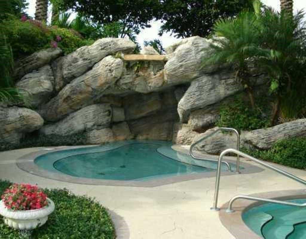 BERMUDA DUNES PRIVATE RESIDENCE - Residential Lease