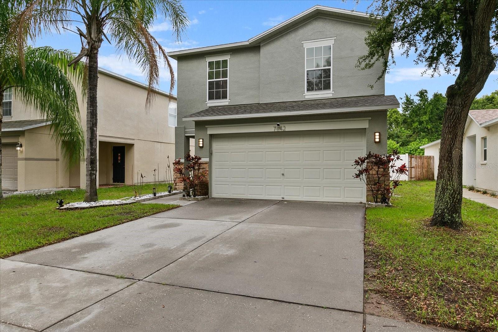 7842 CARRIAGE POINTE DRIVE