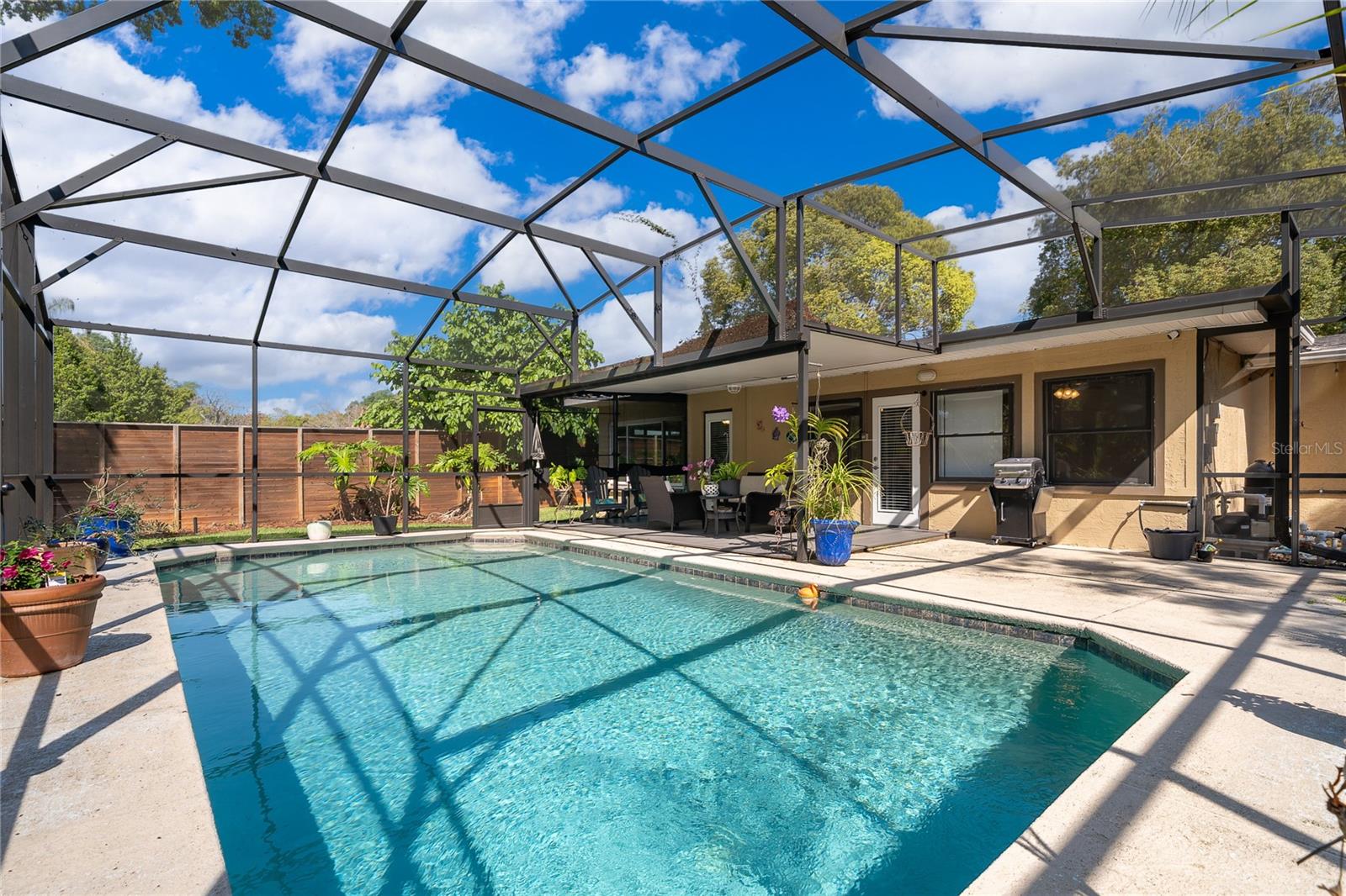 OAKLAND SHORES - Residential