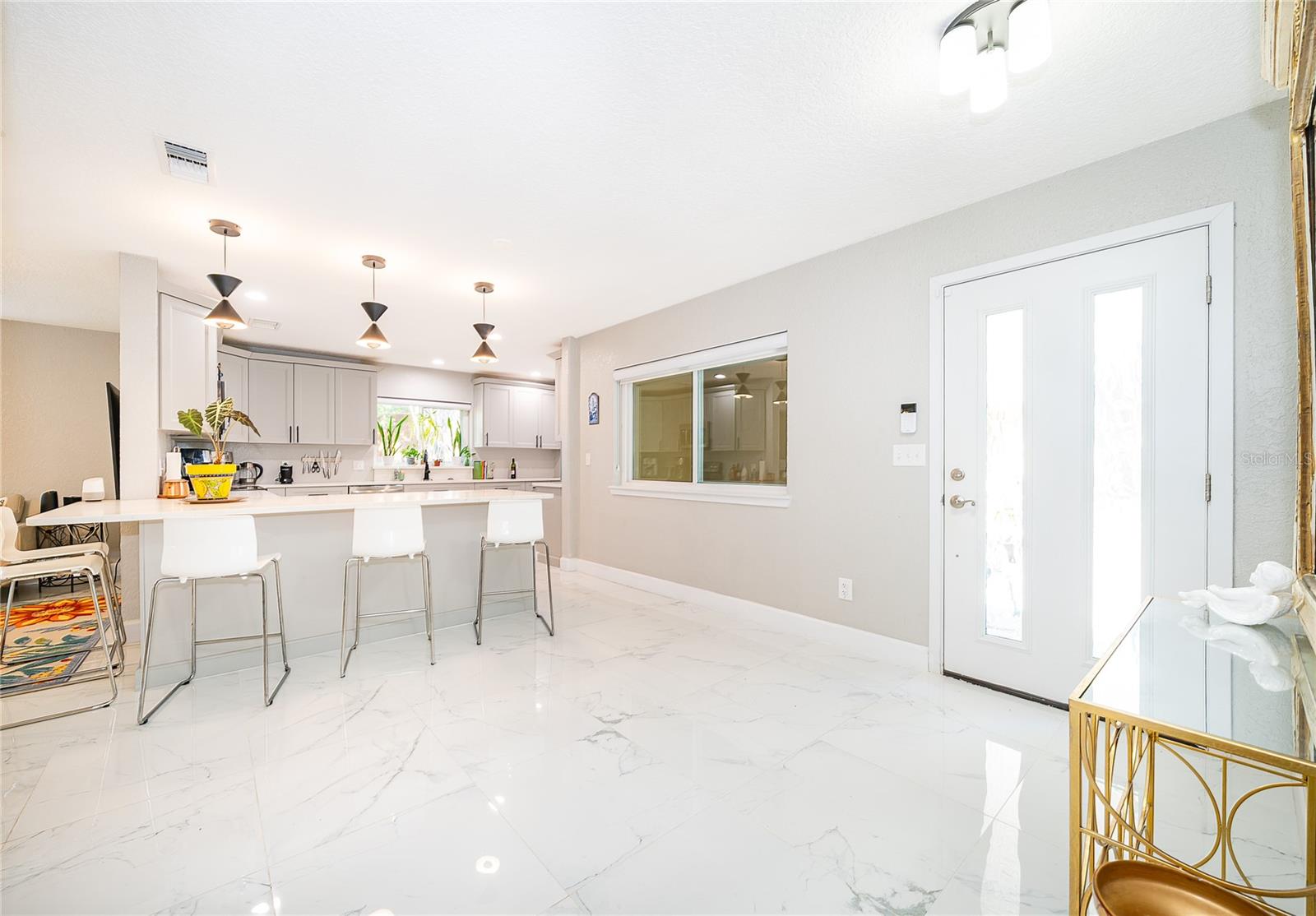 OAKLAND SHORES - Residential