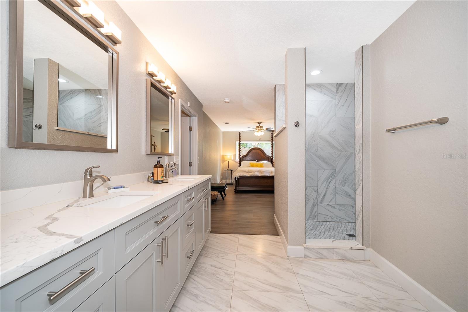 OAKLAND SHORES - Residential