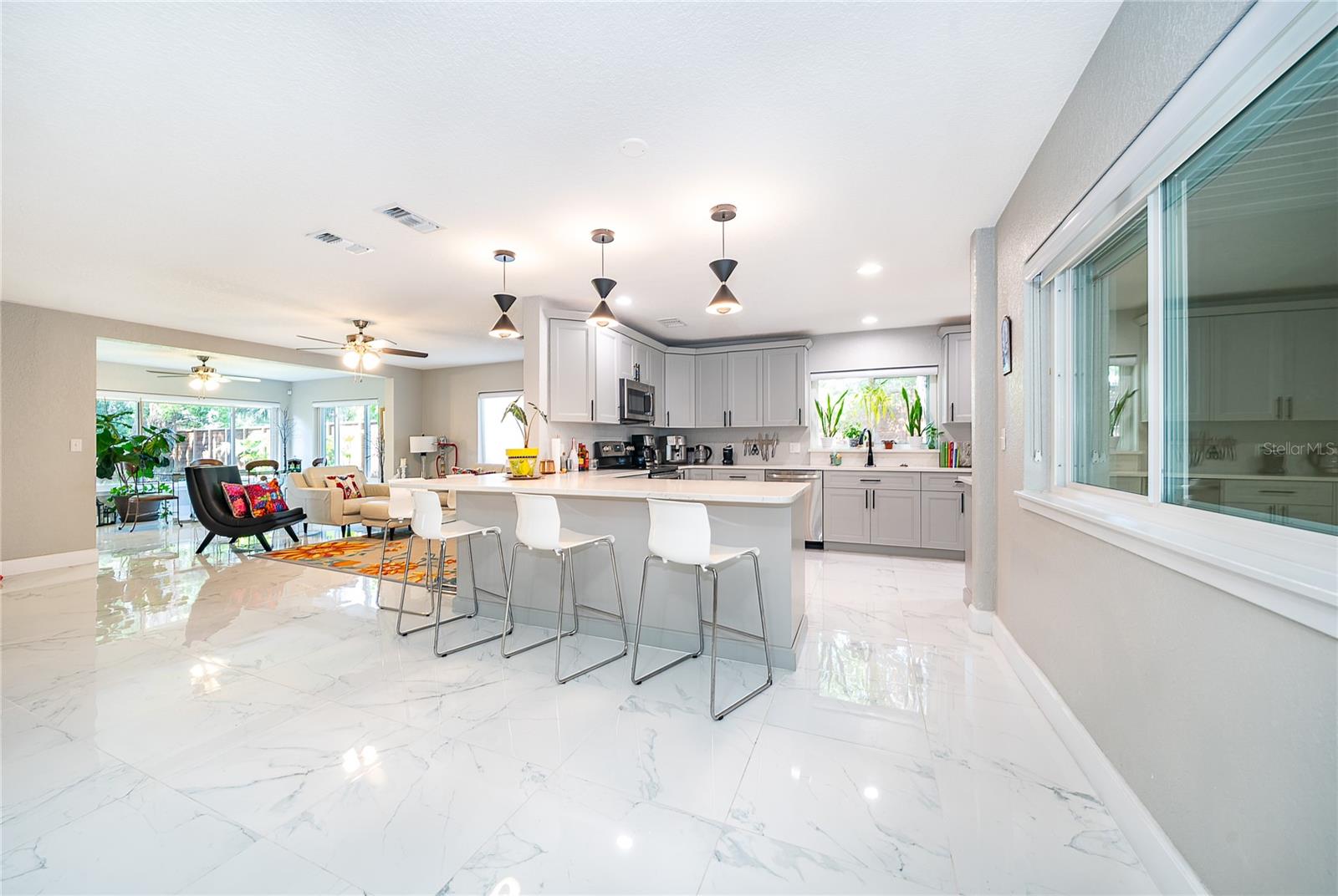 OAKLAND SHORES - Residential