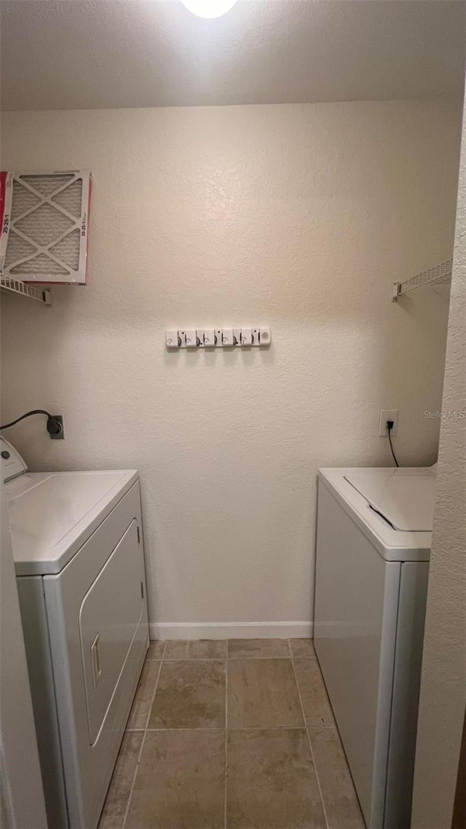 PLANTATION PARK PRIVATE RESIDENCE - Residential Lease