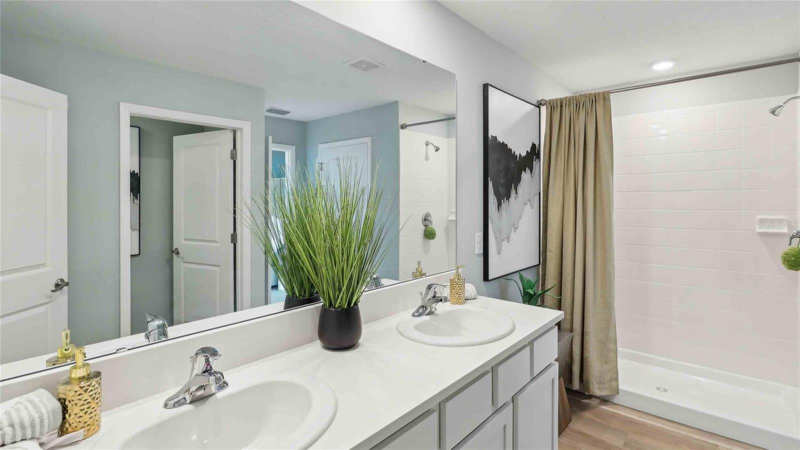 SANDAL KEY - Residential