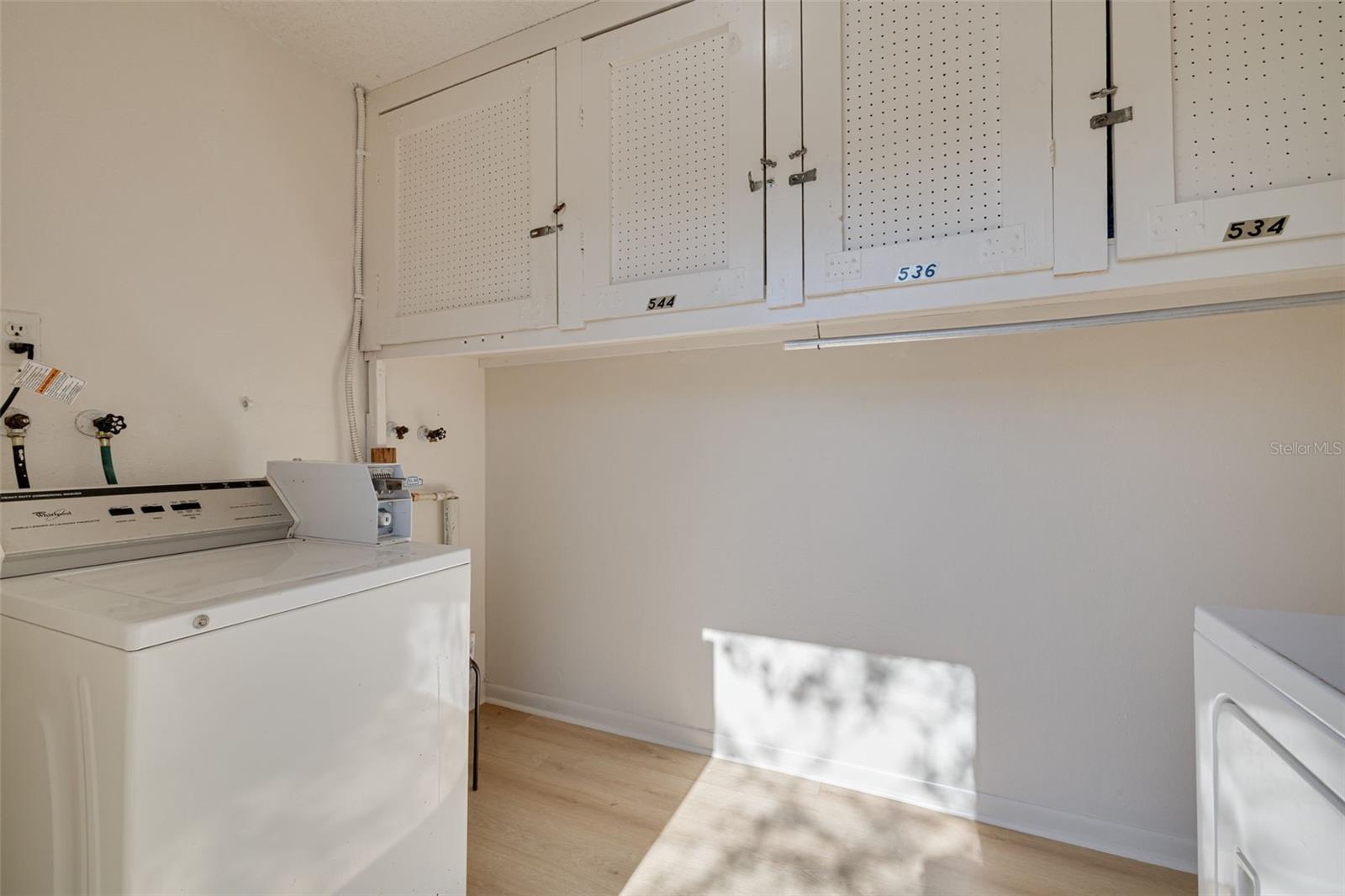 BAYBRIDGE HEIGHTS - Residential Income