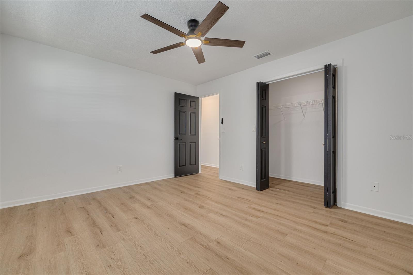 BAYBRIDGE HEIGHTS - Residential Income