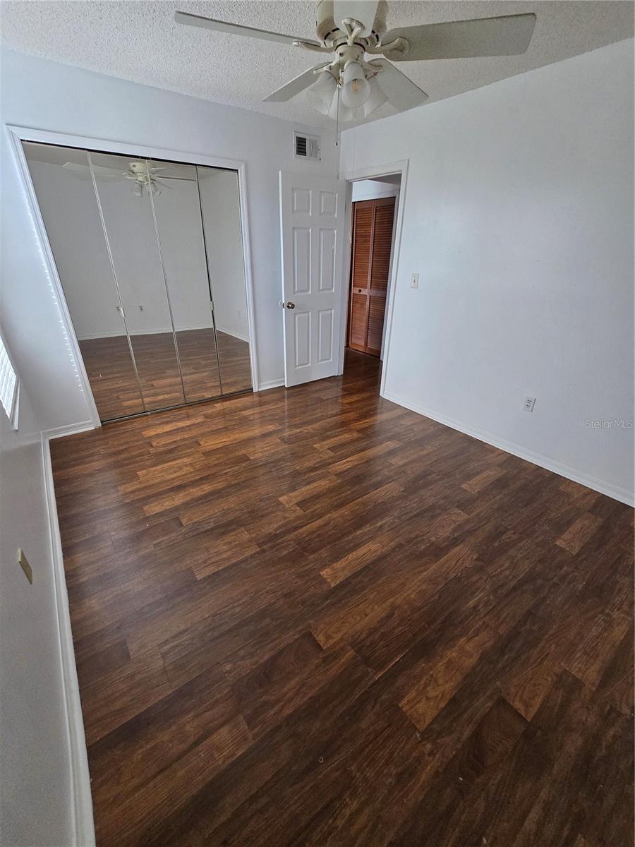 SHADOW BAY VILLAS - Residential