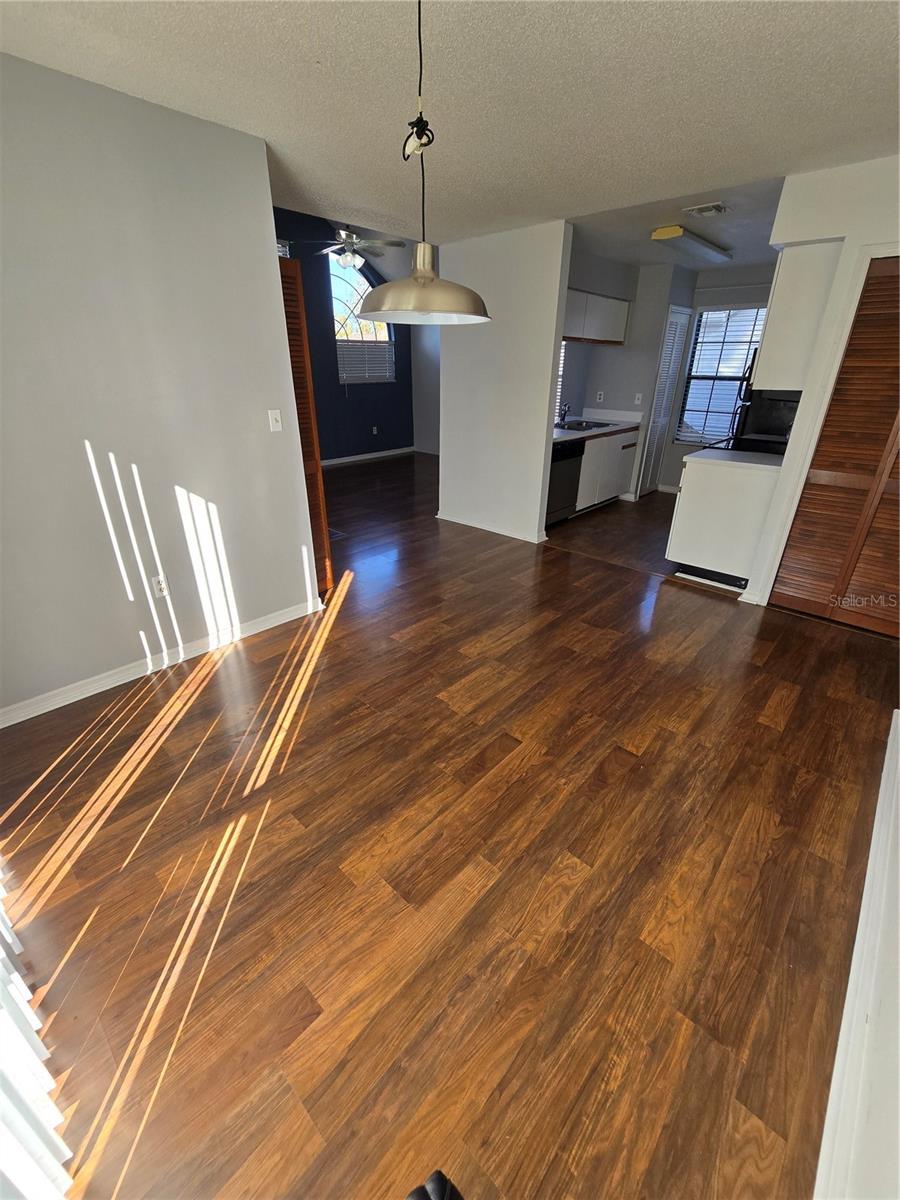 SHADOW BAY VILLAS - Residential