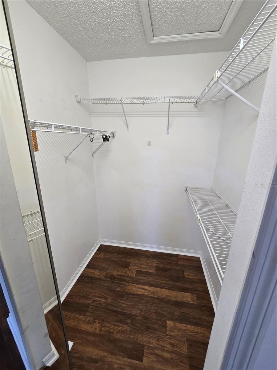 SHADOW BAY VILLAS - Residential