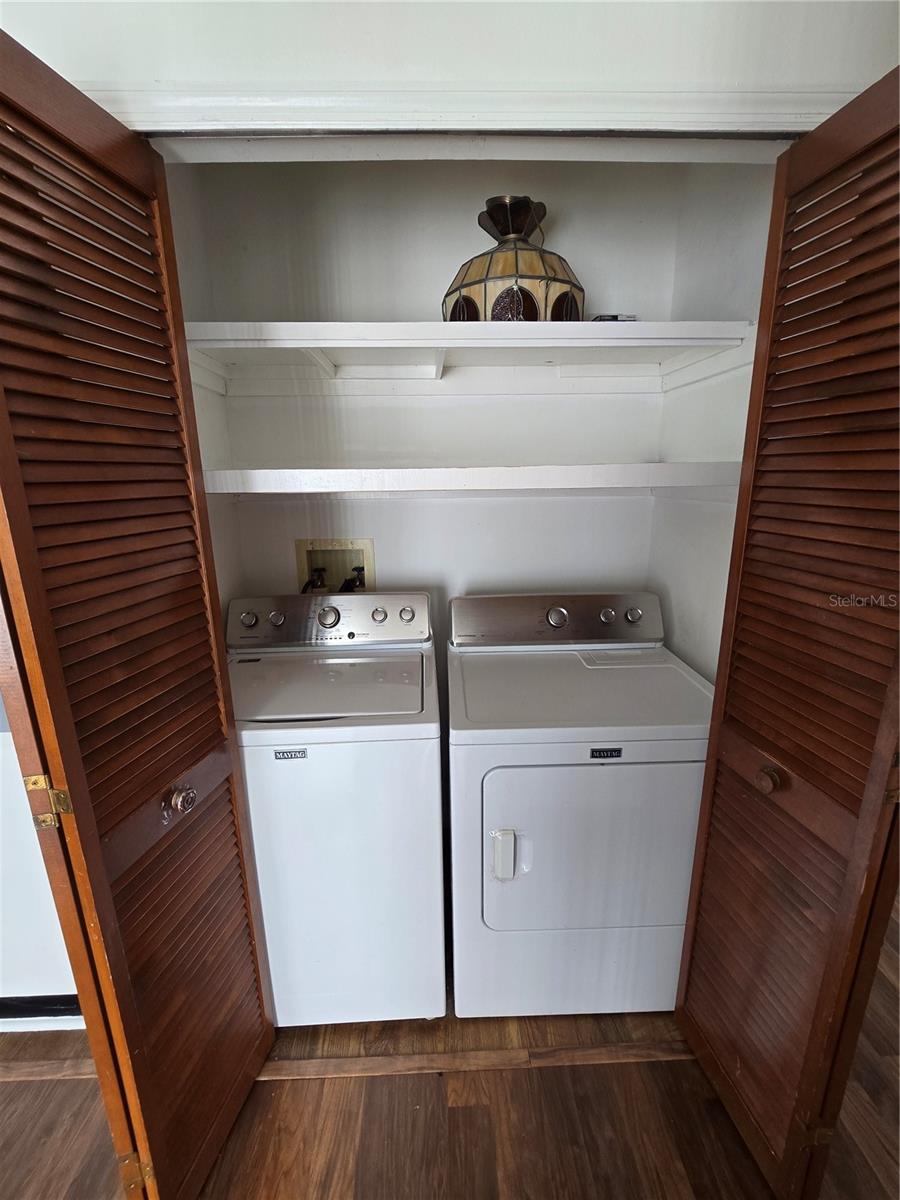 SHADOW BAY VILLAS - Residential