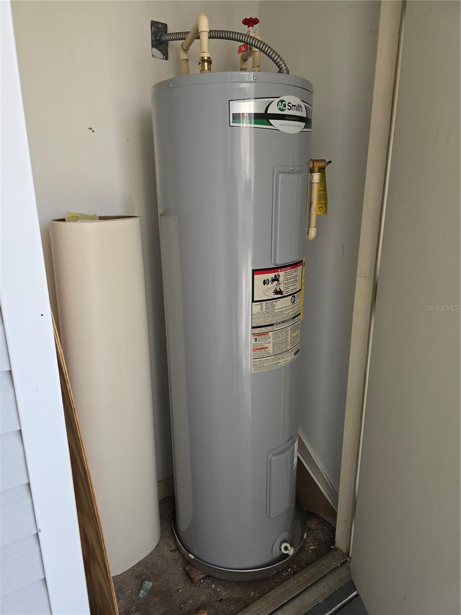 SHADOW BAY VILLAS - Residential