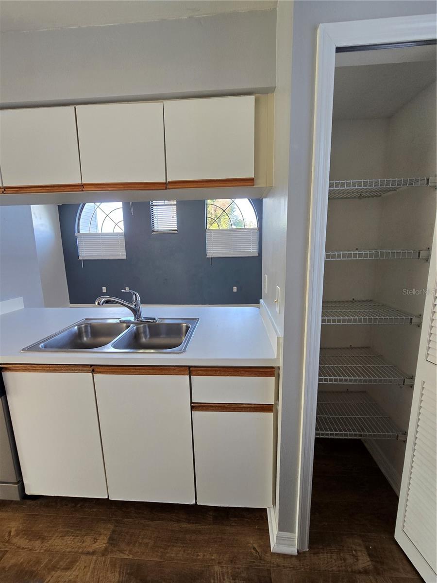 SHADOW BAY VILLAS - Residential