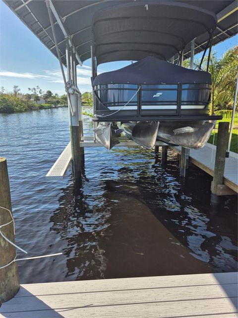 A home in PORT CHARLOTTE