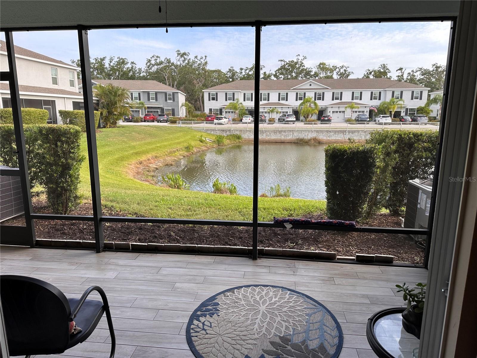 BAYTOWN SQUARE - Residential Lease