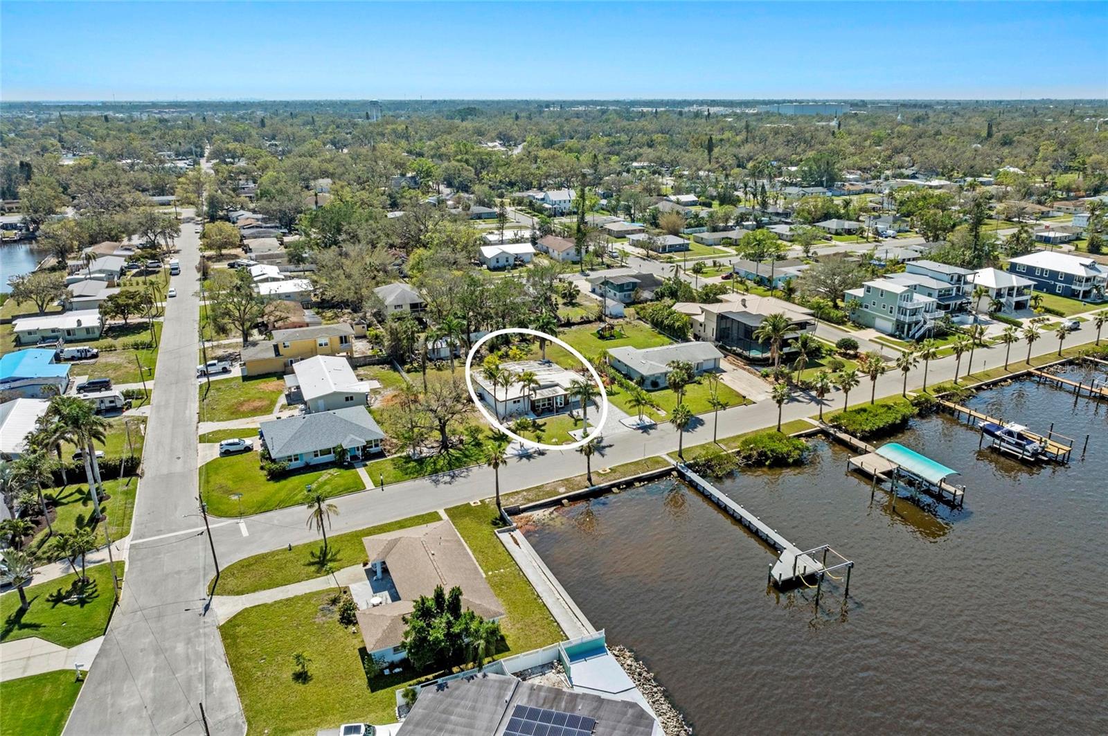 2014 RIVERSIDE DRIVE E