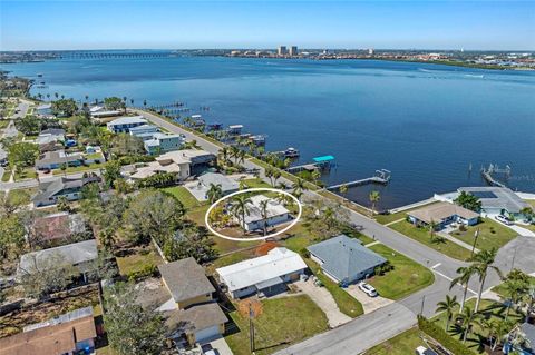 2014 RIVERSIDE DRIVE E BRADENTON FL 34208