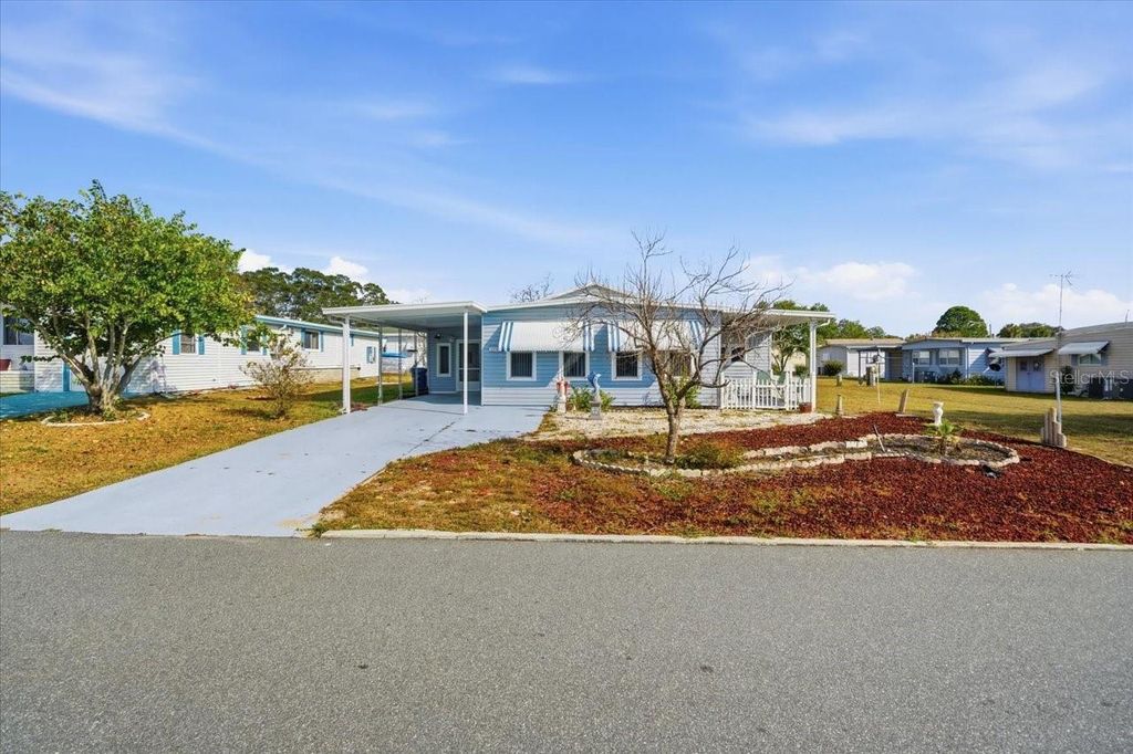 Photo of 12305 Conde Drive, Brooksville, FL 34613 (MLS # W7882992)