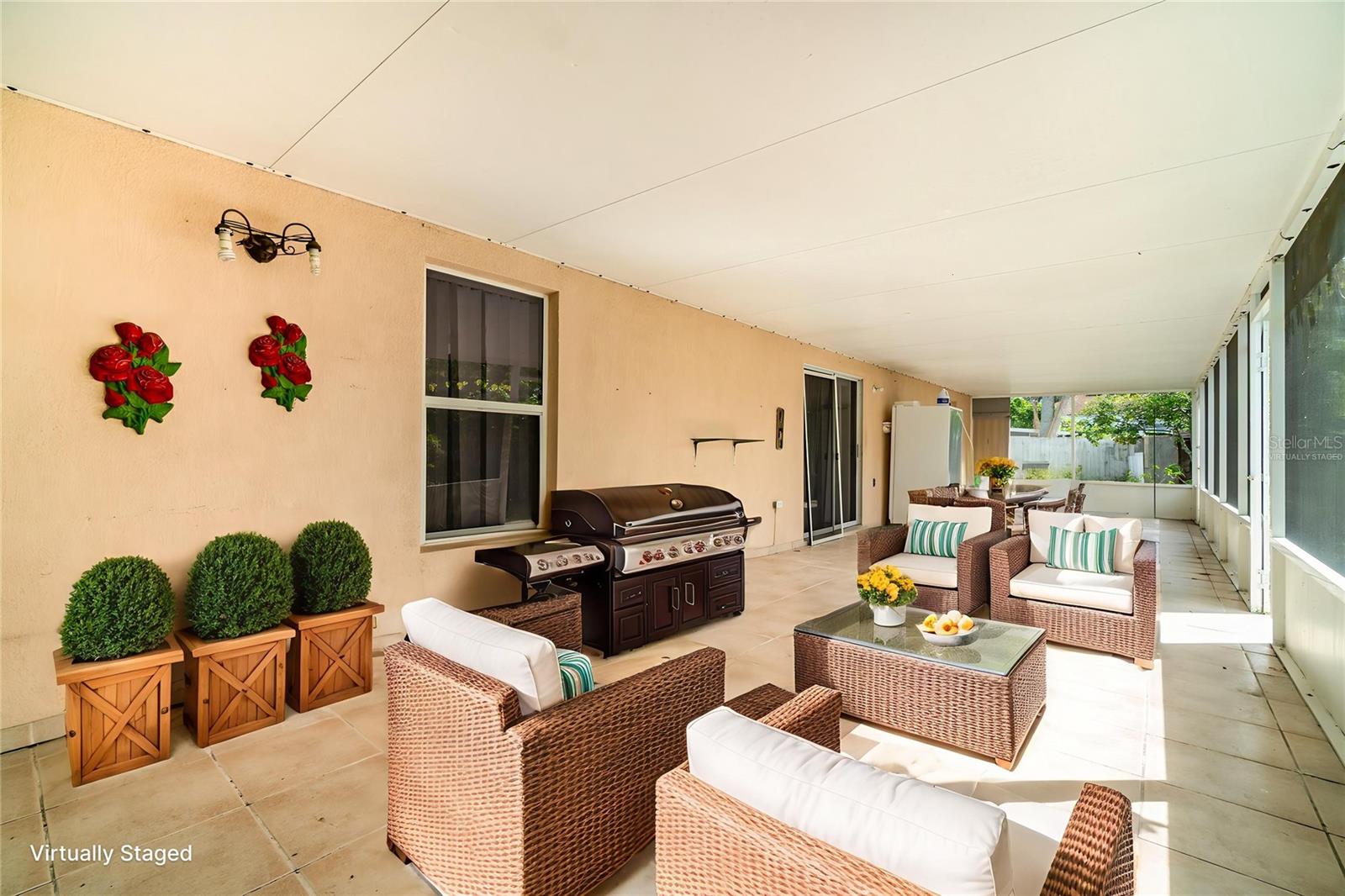 OAKS SUMMIT LAKE - Residential
