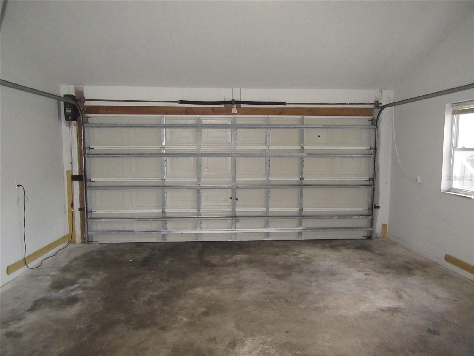 LAKE PADGETT SOUTH - Residential