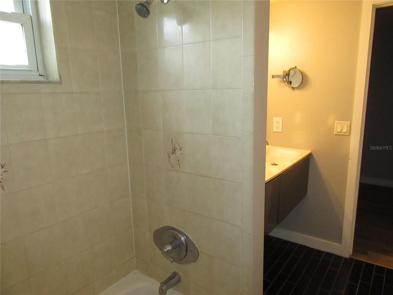 LAKE PADGETT SOUTH - Residential