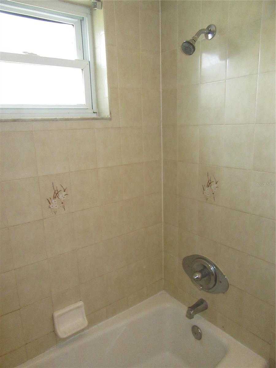 LAKE PADGETT SOUTH - Residential