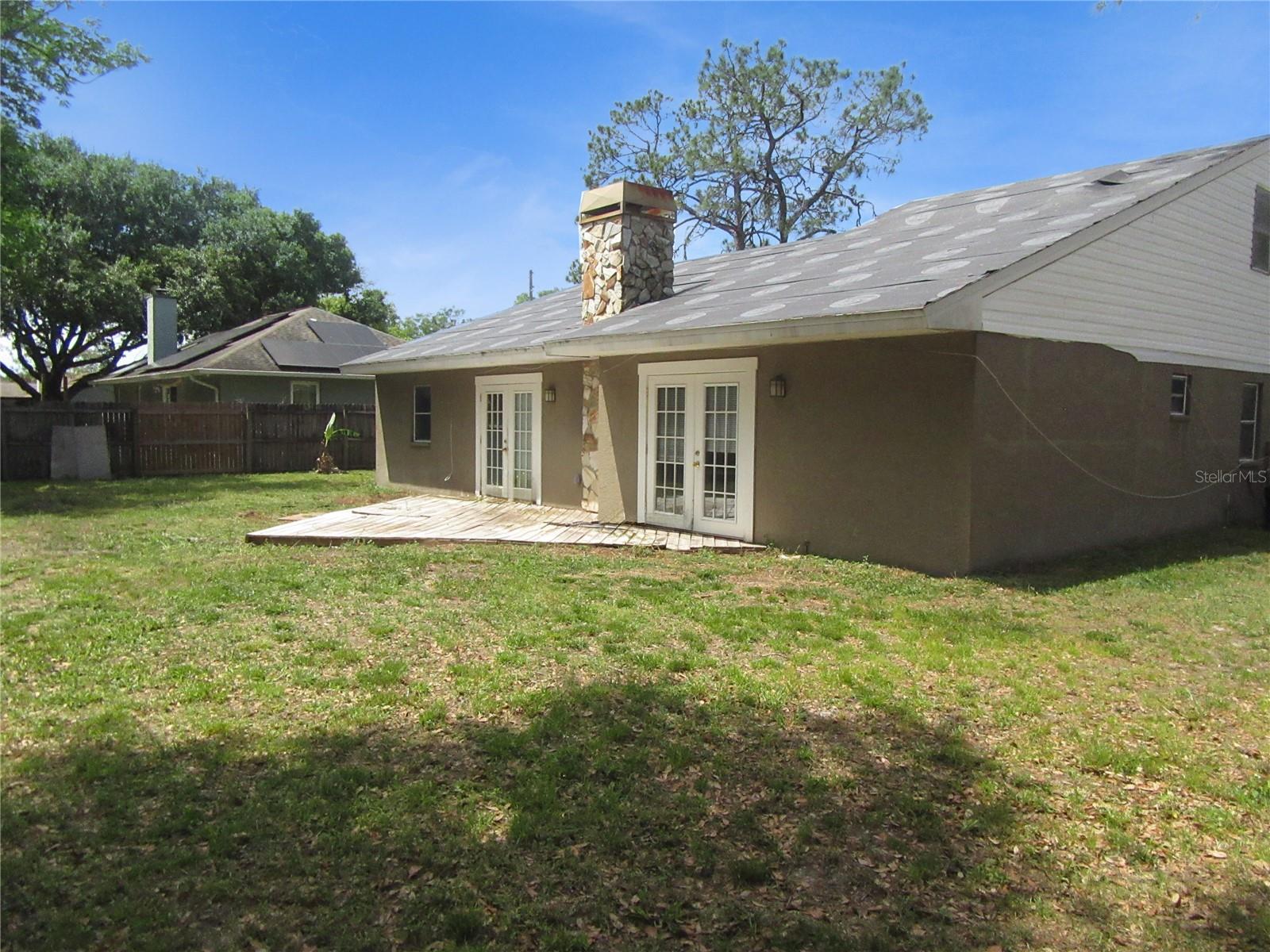 LAKE PADGETT SOUTH - Residential