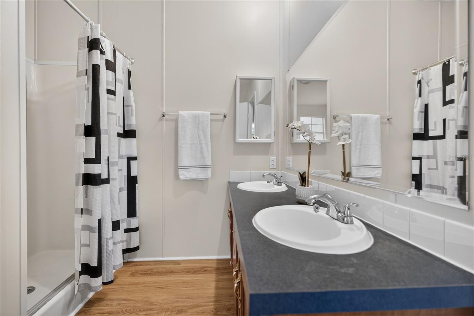 BELLEVIEW HILLS ESTATE - Residential