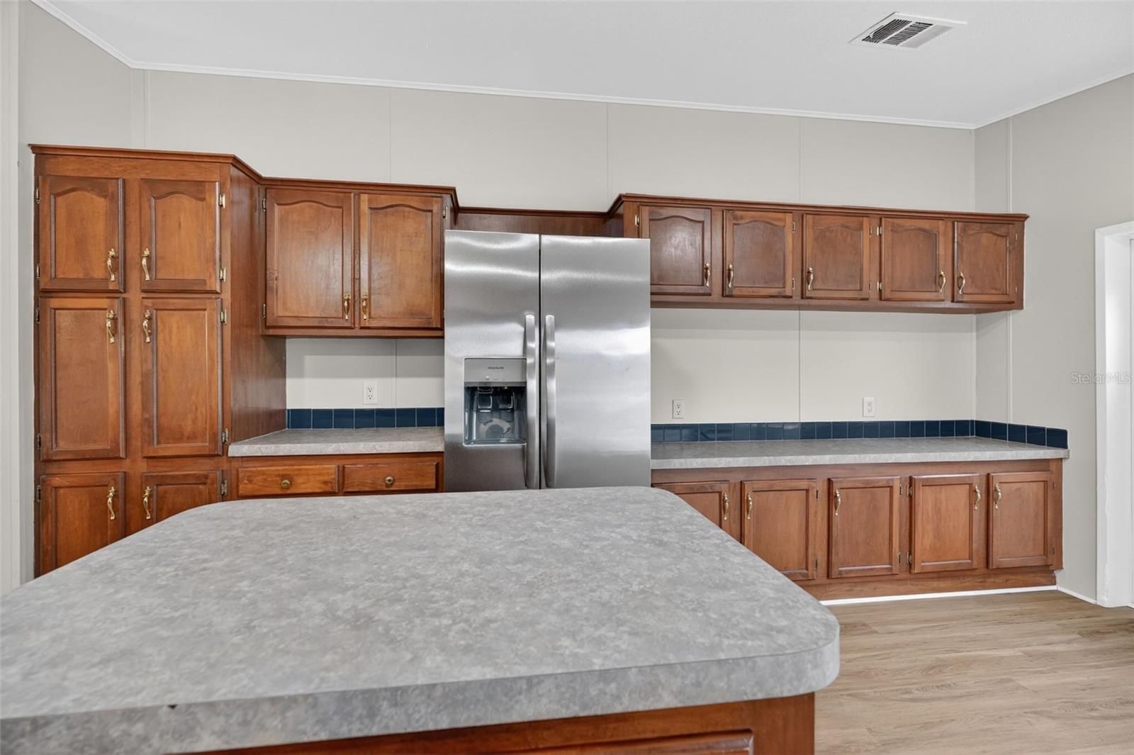 BELLEVIEW HILLS ESTATE - Residential