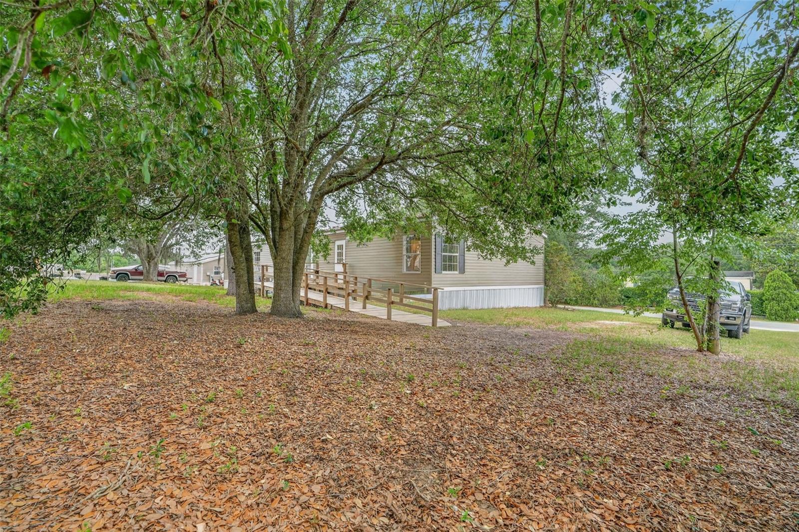 BELLEVIEW HILLS ESTATE - Residential