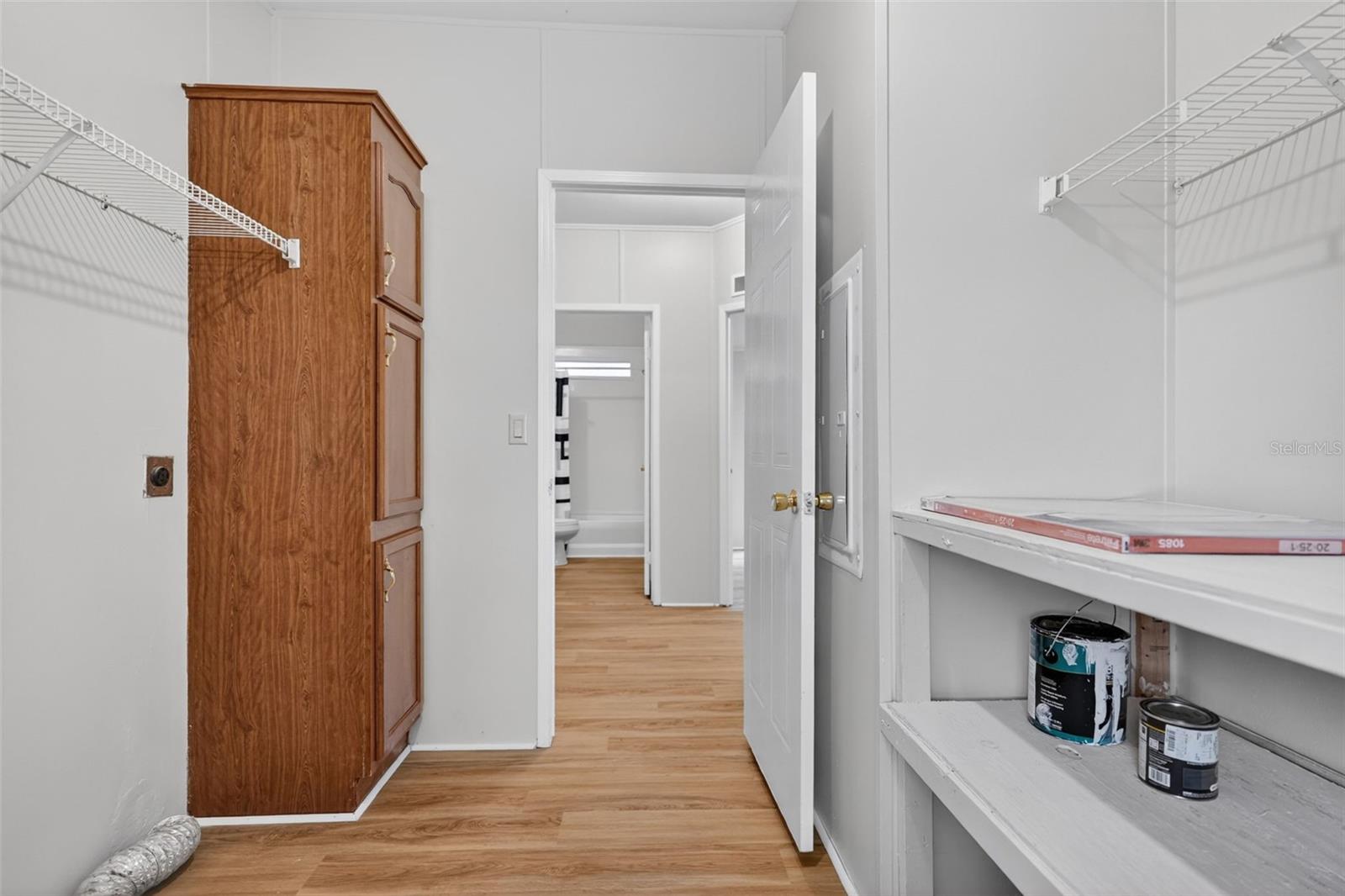 BELLEVIEW HILLS ESTATE - Residential