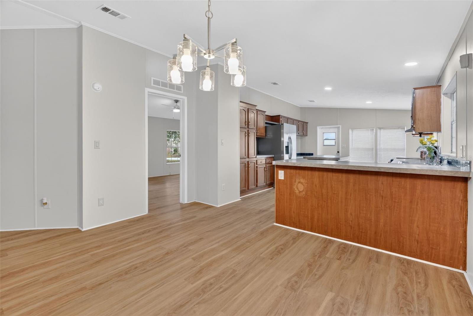 BELLEVIEW HILLS ESTATE - Residential
