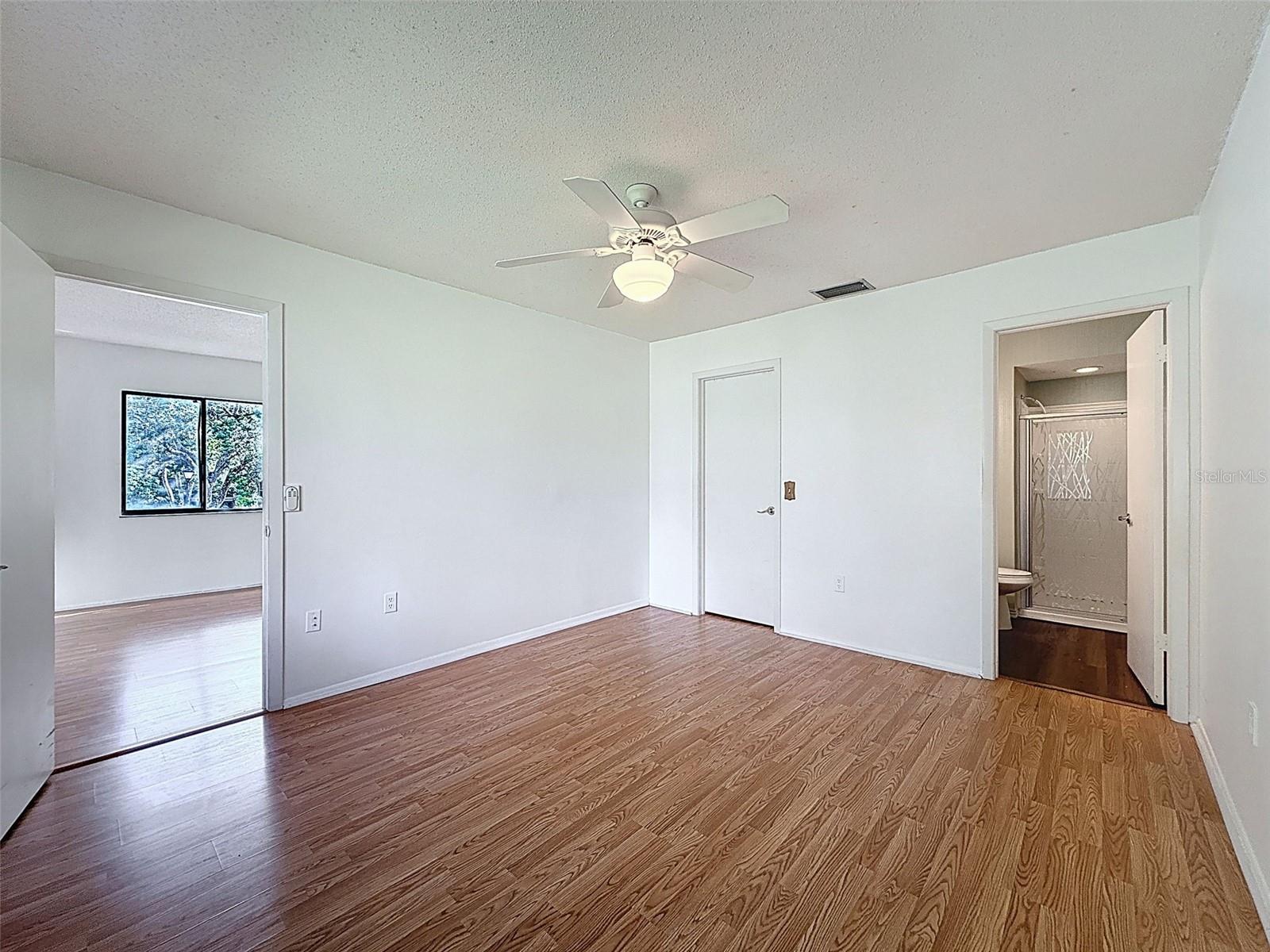 BEACON WOODS WEDGEWOOD CONDO 5 - Residential