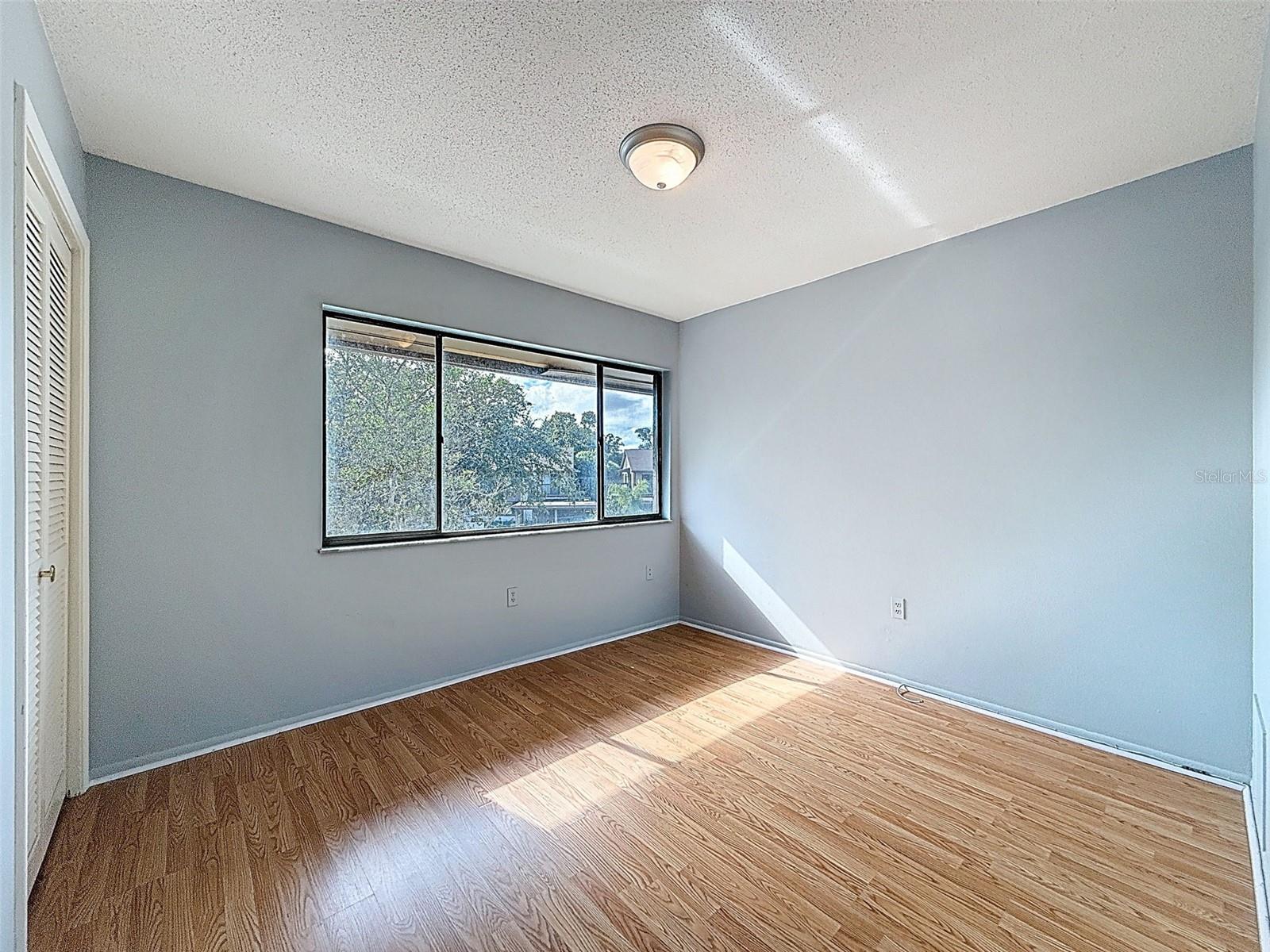 BEACON WOODS WEDGEWOOD CONDO 5 - Residential