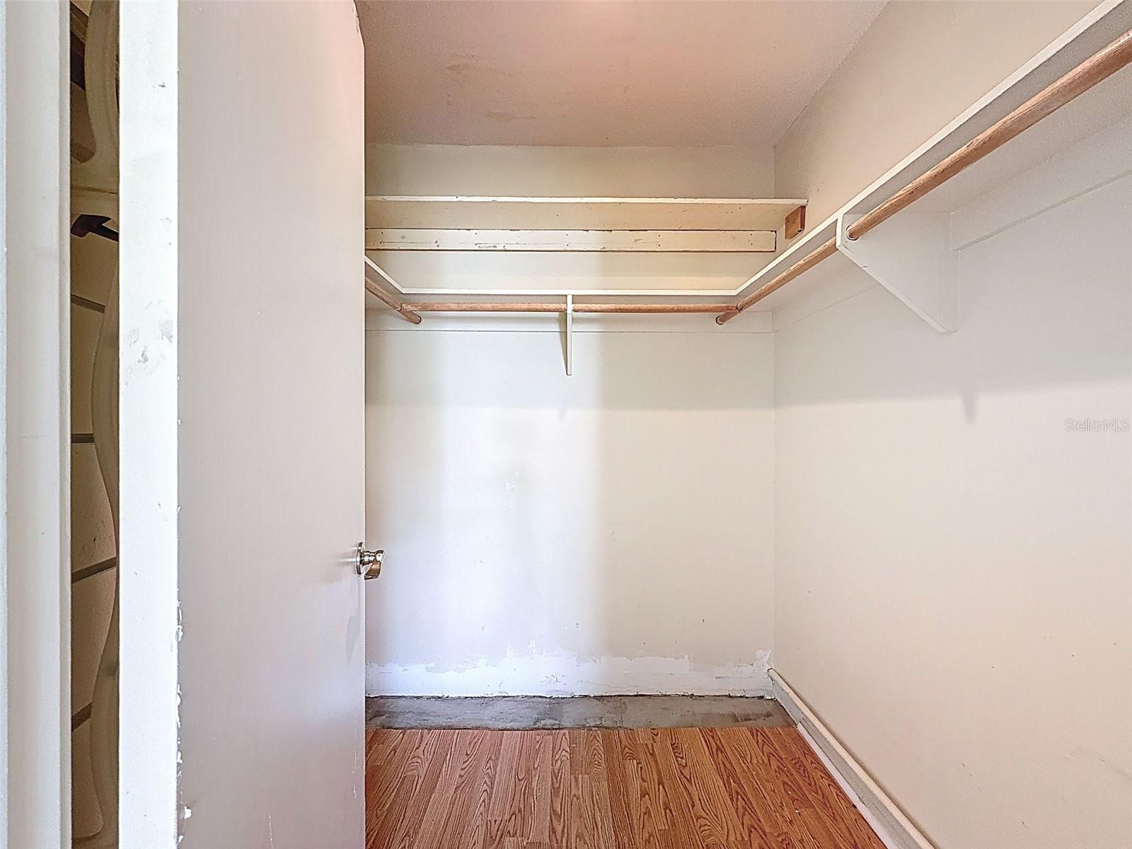 BEACON WOODS WEDGEWOOD CONDO 5 - Residential