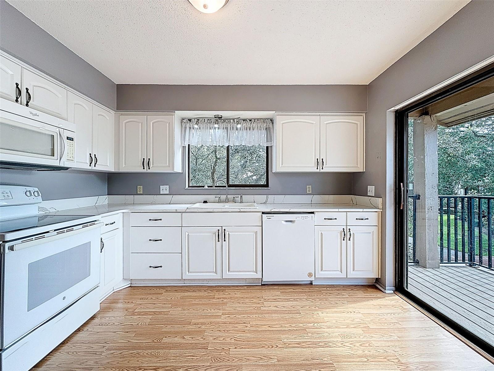BEACON WOODS WEDGEWOOD CONDO 5 - Residential