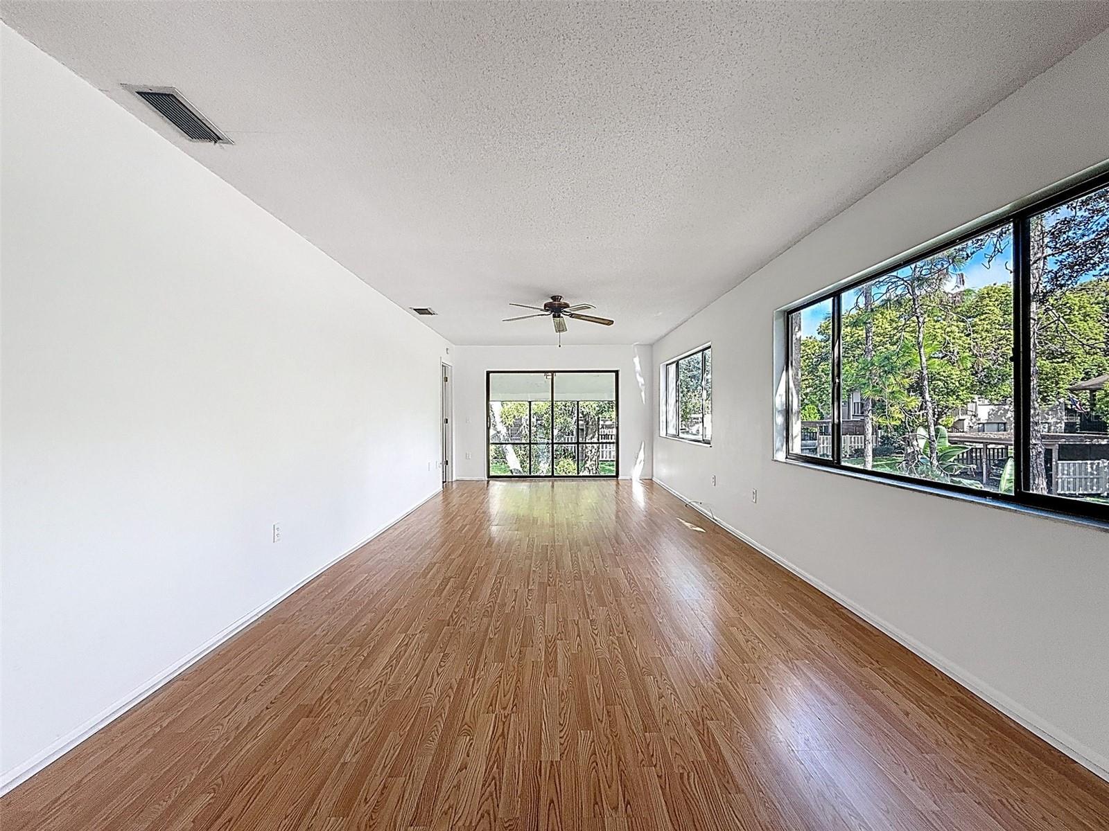 BEACON WOODS WEDGEWOOD CONDO 5 - Residential