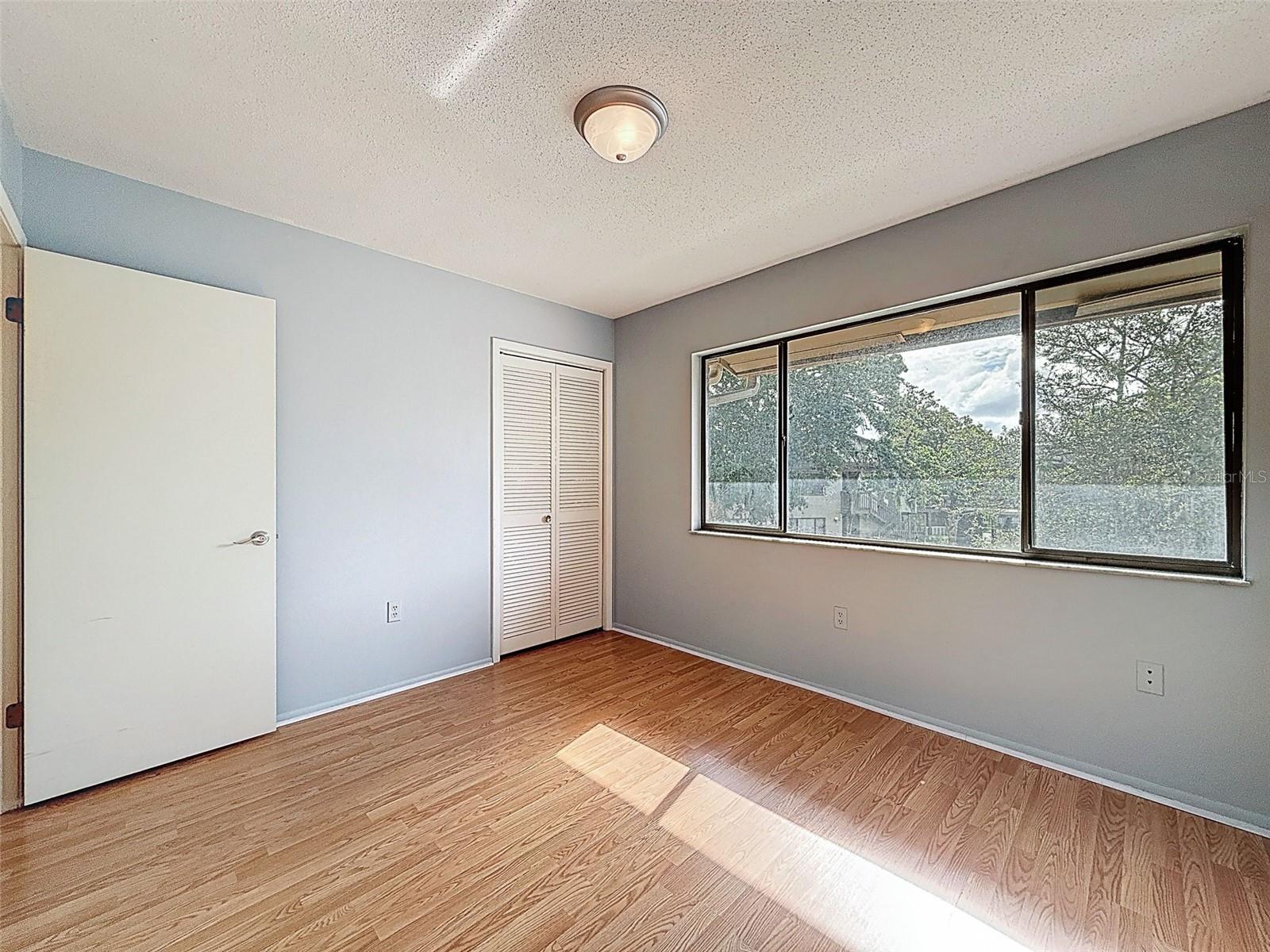 BEACON WOODS WEDGEWOOD CONDO 5 - Residential