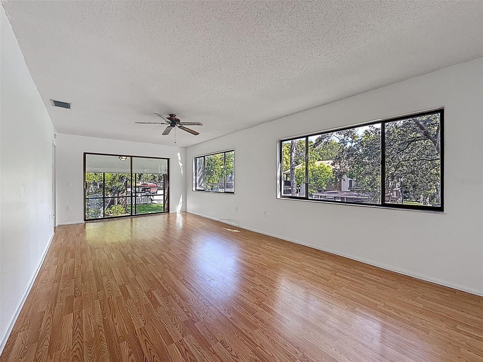 BEACON WOODS WEDGEWOOD CONDO 5 - Residential