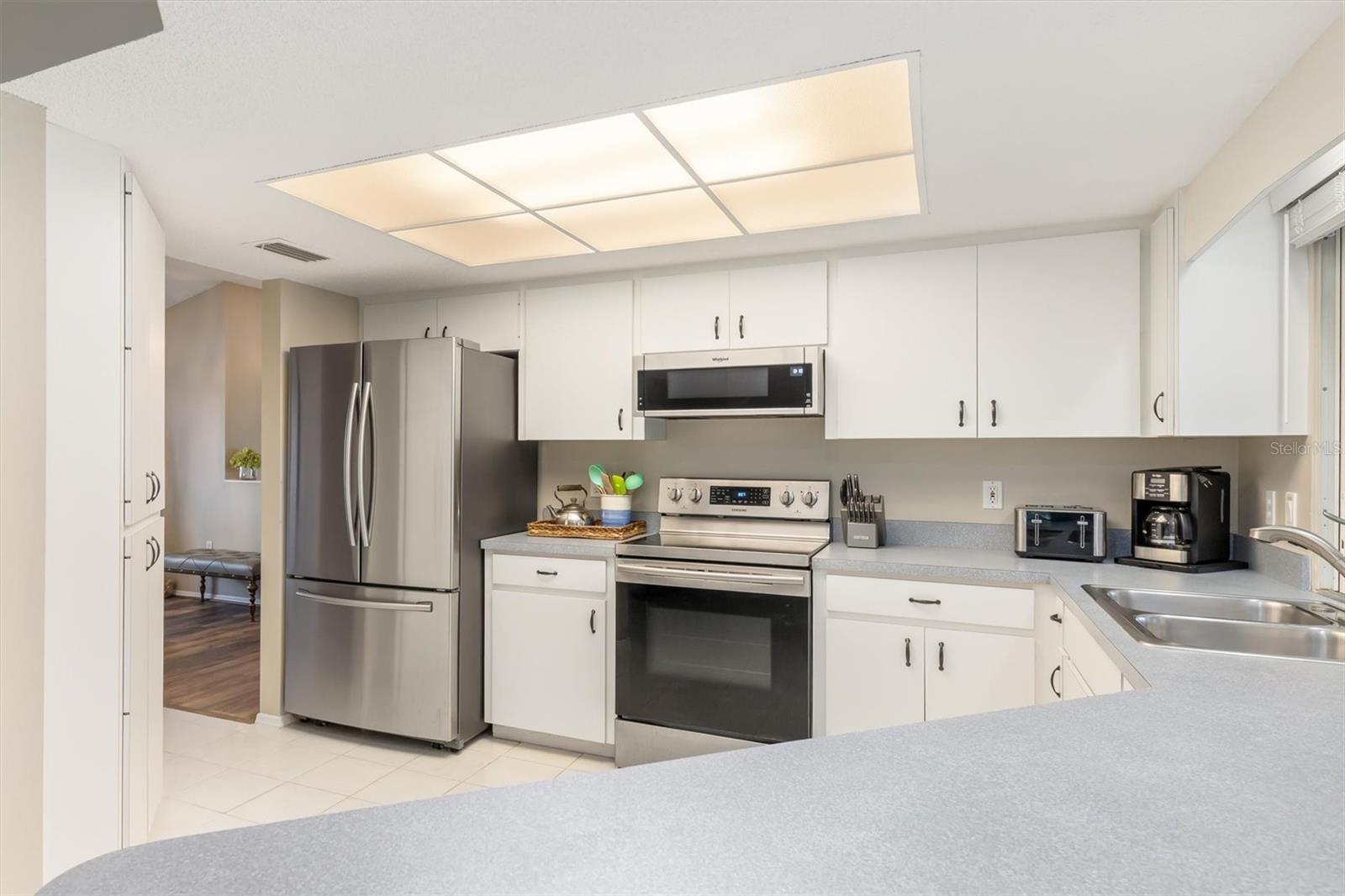 ROTONDA WEST BROADMOOR - Residential