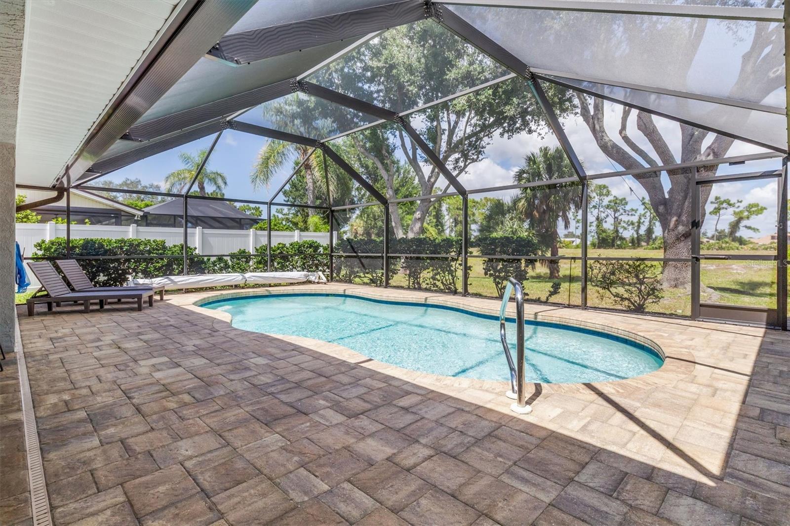 ROTONDA WEST BROADMOOR - Residential