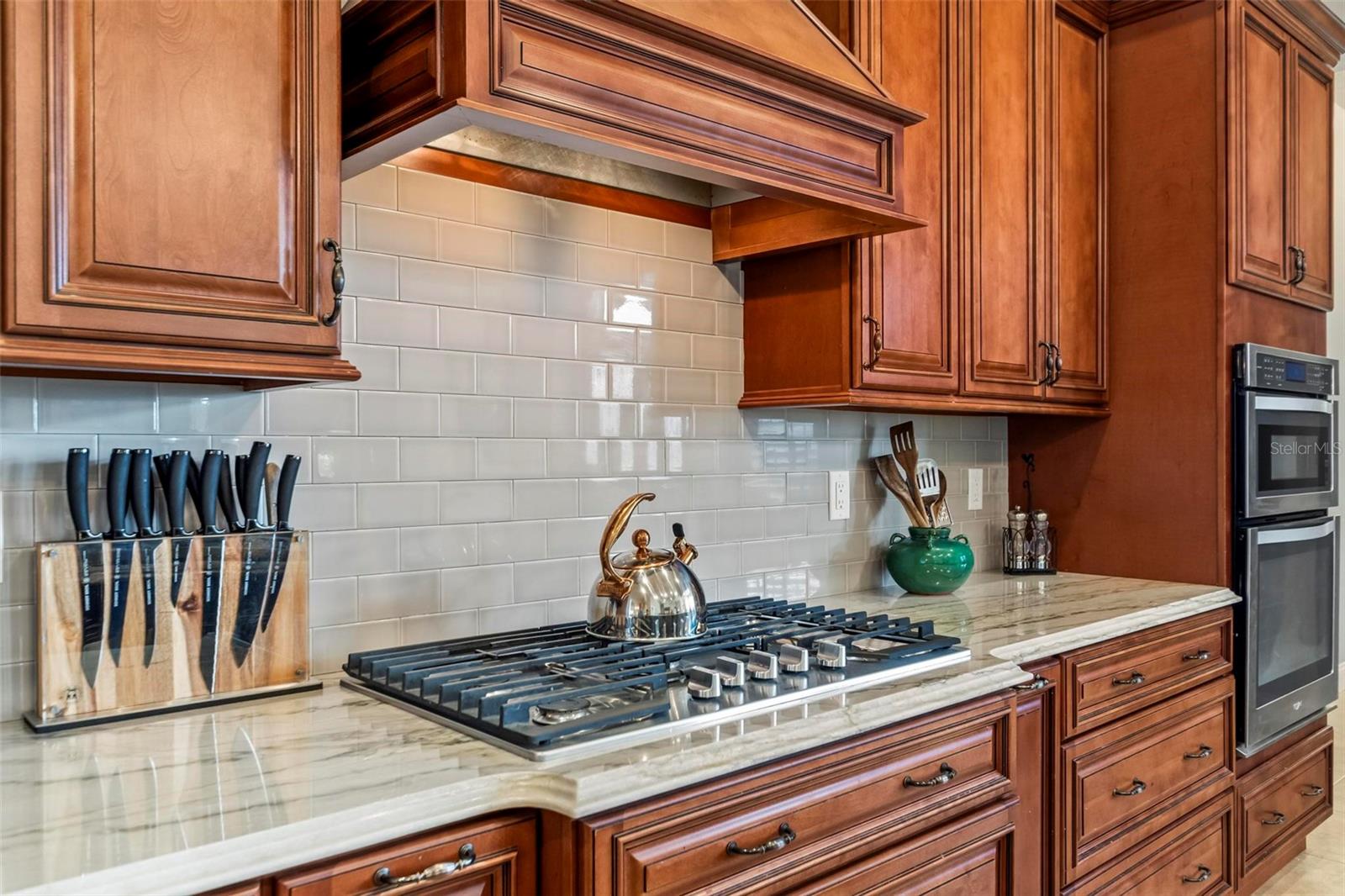 EAGLE LAKES PH I SEC I - Residential