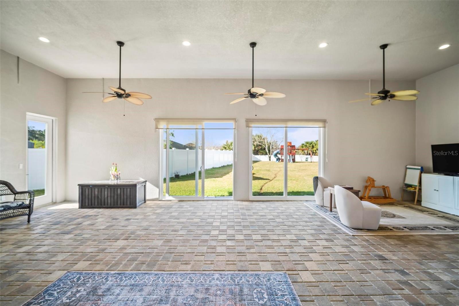 EAGLE LAKES PH I SEC I - Residential