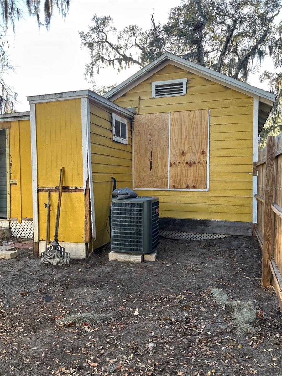 KINGSTON - Residential