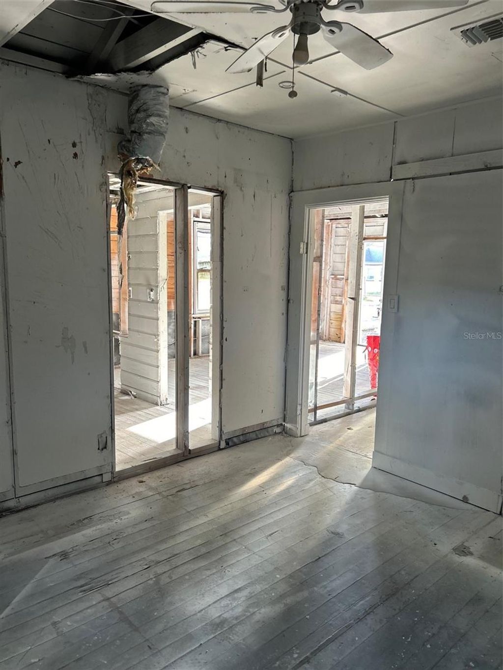 Photo of 709 Mulberry Street, Daytona Beach, FL 32114 (MLS # OM716208)