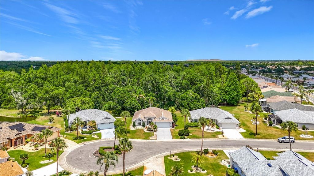 Photo of 1707 Tremont Court, Sun City Center, FL 33573 (MLS # TB8509007)