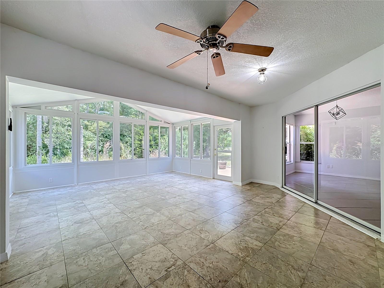 SUN CITY CENTER UNIT 155 PH - Residential