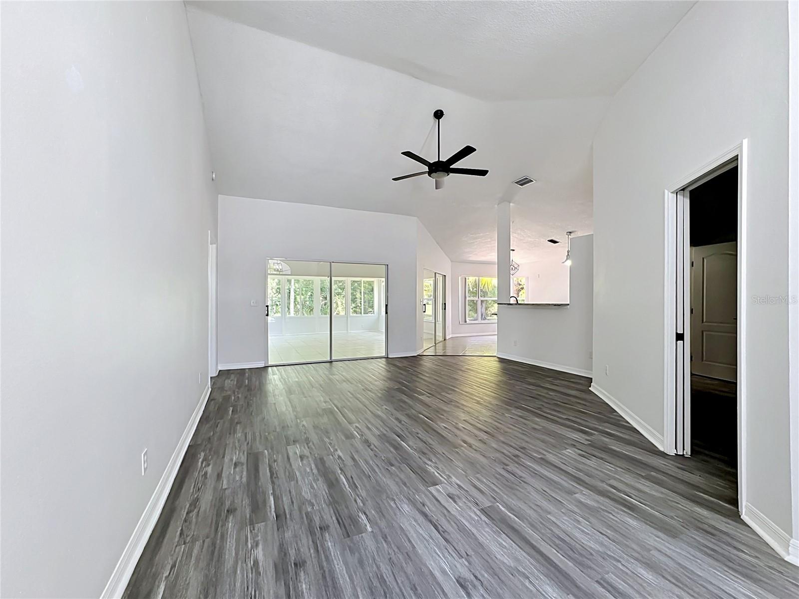 SUN CITY CENTER UNIT 155 PH - Residential